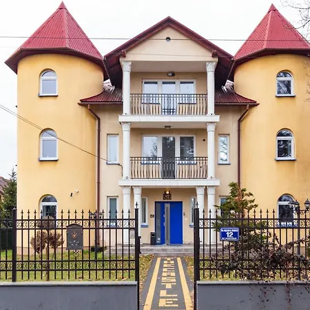 The Castle & - Free Parking - (adults Only) Apartman