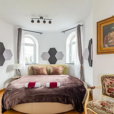 The Castle & - Free Parking - (adults Only) Apartman Krakkó