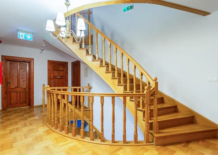 דירה The Castle - Free Parking - Self Check In (adults Only)