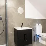 The Castle - Free Parking - Self Check In (adults Only) Cracovia