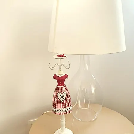 The Castle - Free Parking - Self Check In (adults Only) Apartamento