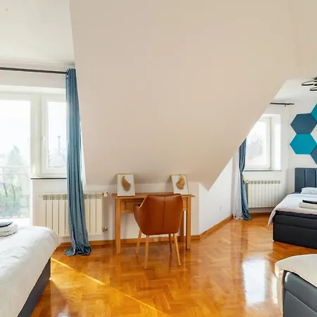 The Castle - Free Parking - Self Check In (adults Only) * Cracovia