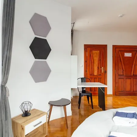 Apartamento The Castle - Free Parking - Self Check In (adults Only) Cracovia