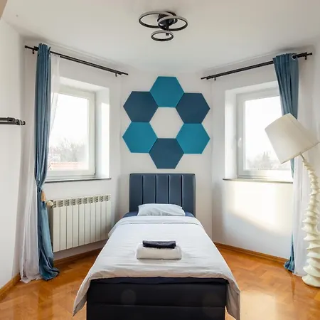 The Castle - Free Parking - Self Check In (adults Only) * Cracovia