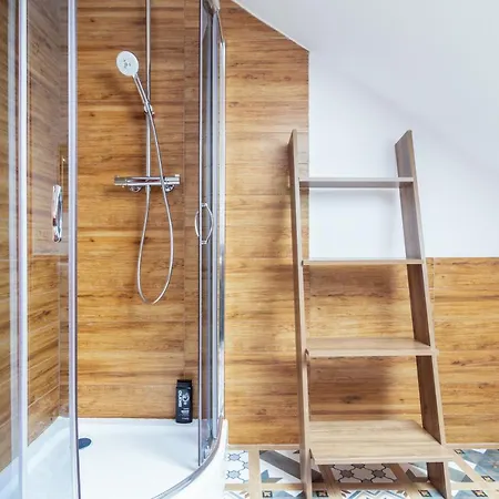 Apartamento The Castle - Free Parking - Self Check In (adults Only) Cracovia