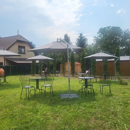 The Castle & - Free Parking - (adults Only) Apartment