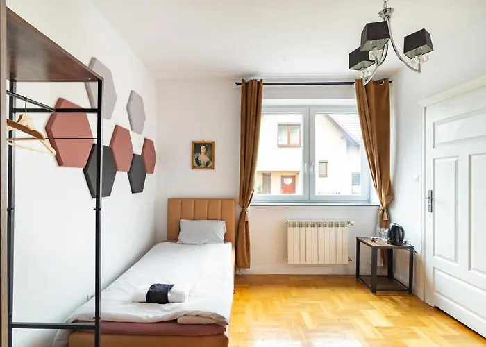 The Castle - Free Parking - Self Check In (adults Only) * Kraków