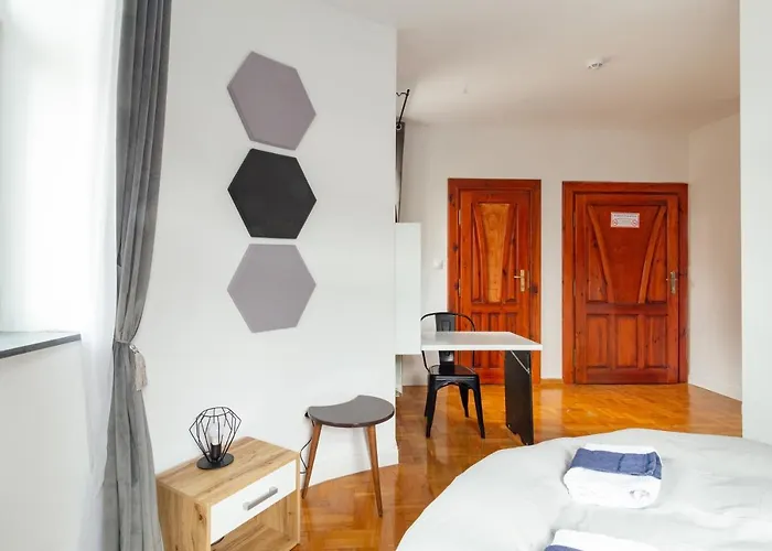 Apartmán The Castle - Free Parking - Self Check In (adults Only) Krakov