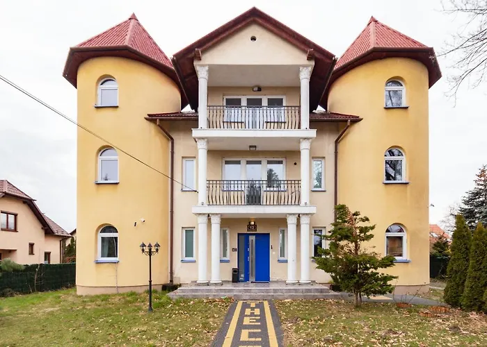 The Castle - Free Parking - Self Check In (adults Only) Appartamento Cracovia