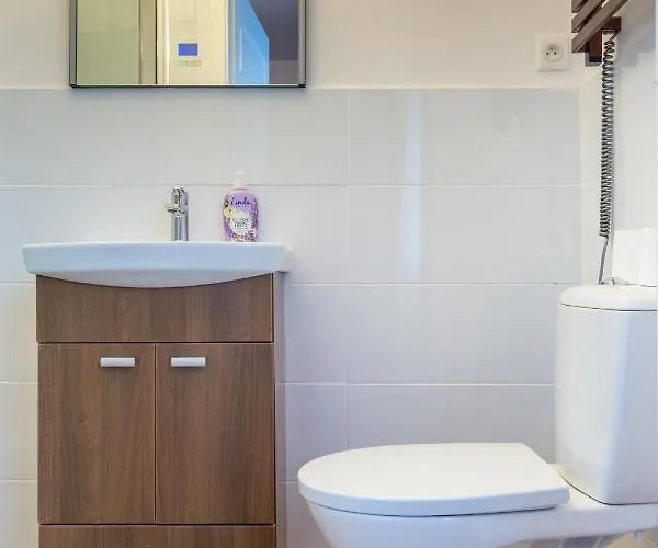 Appartamento The Castle - Free Parking - Self Check In (adults Only) *