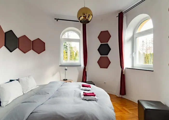 Appartamento The Castle - Free Parking - Self Check In (adults Only) *